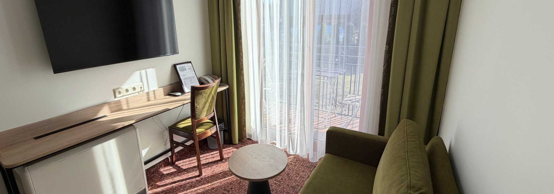 Deluxe Double Room with Shower